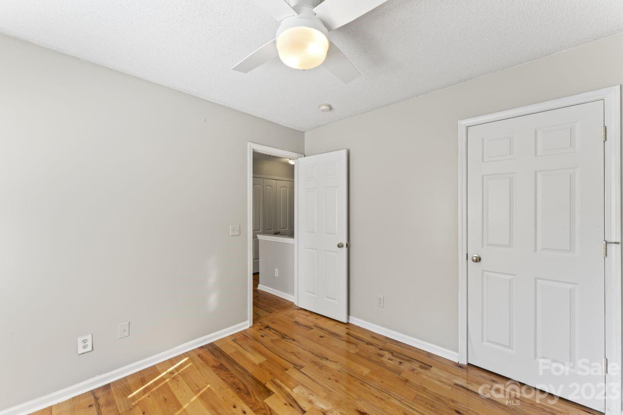 Meadowbrook - Residential