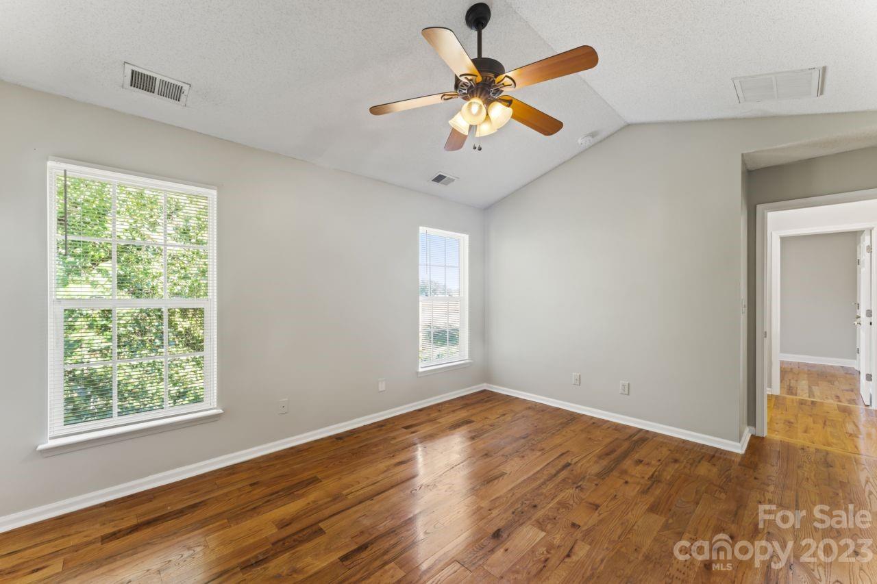 Meadowbrook - Residential