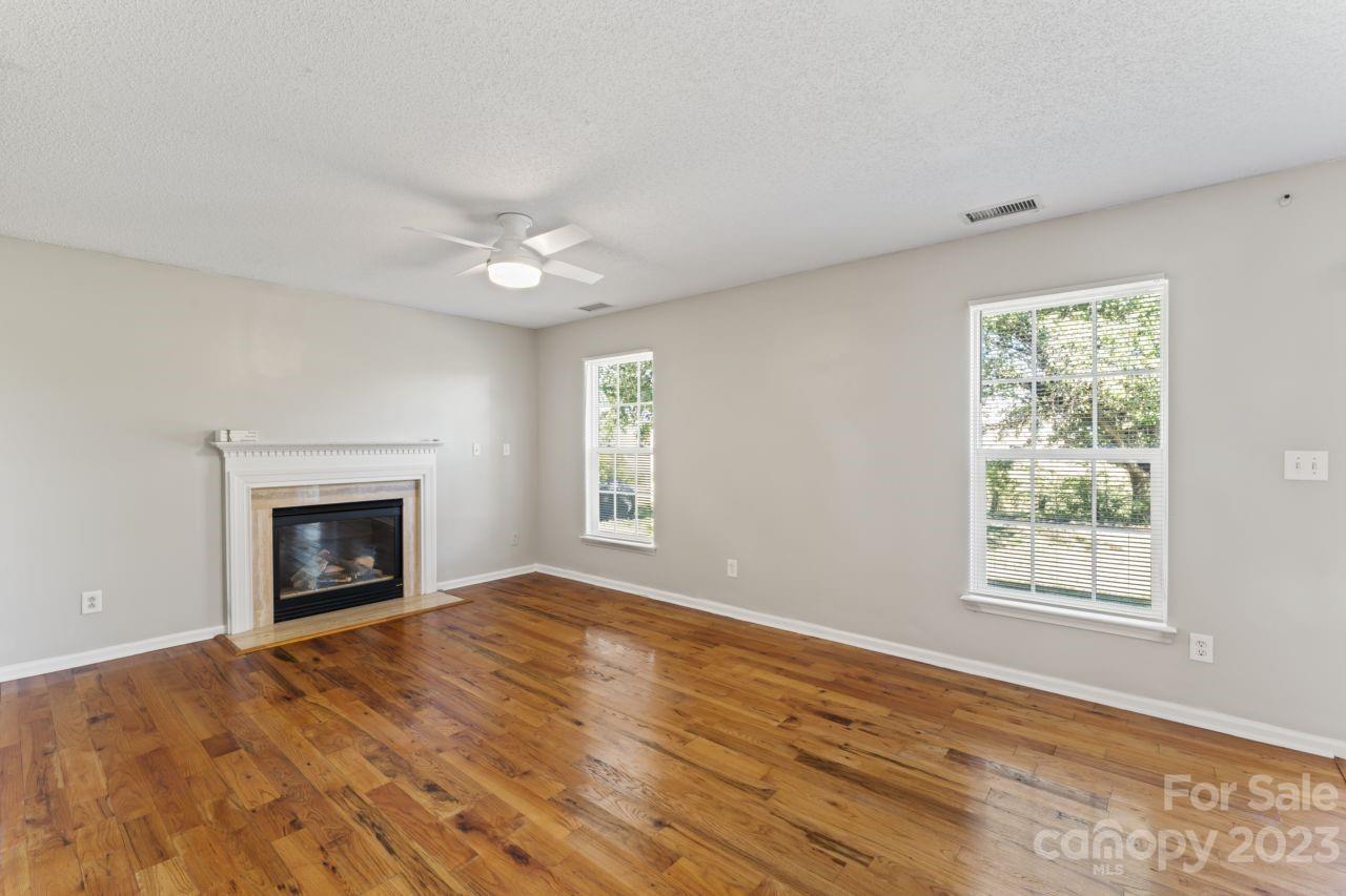 Meadowbrook - Residential