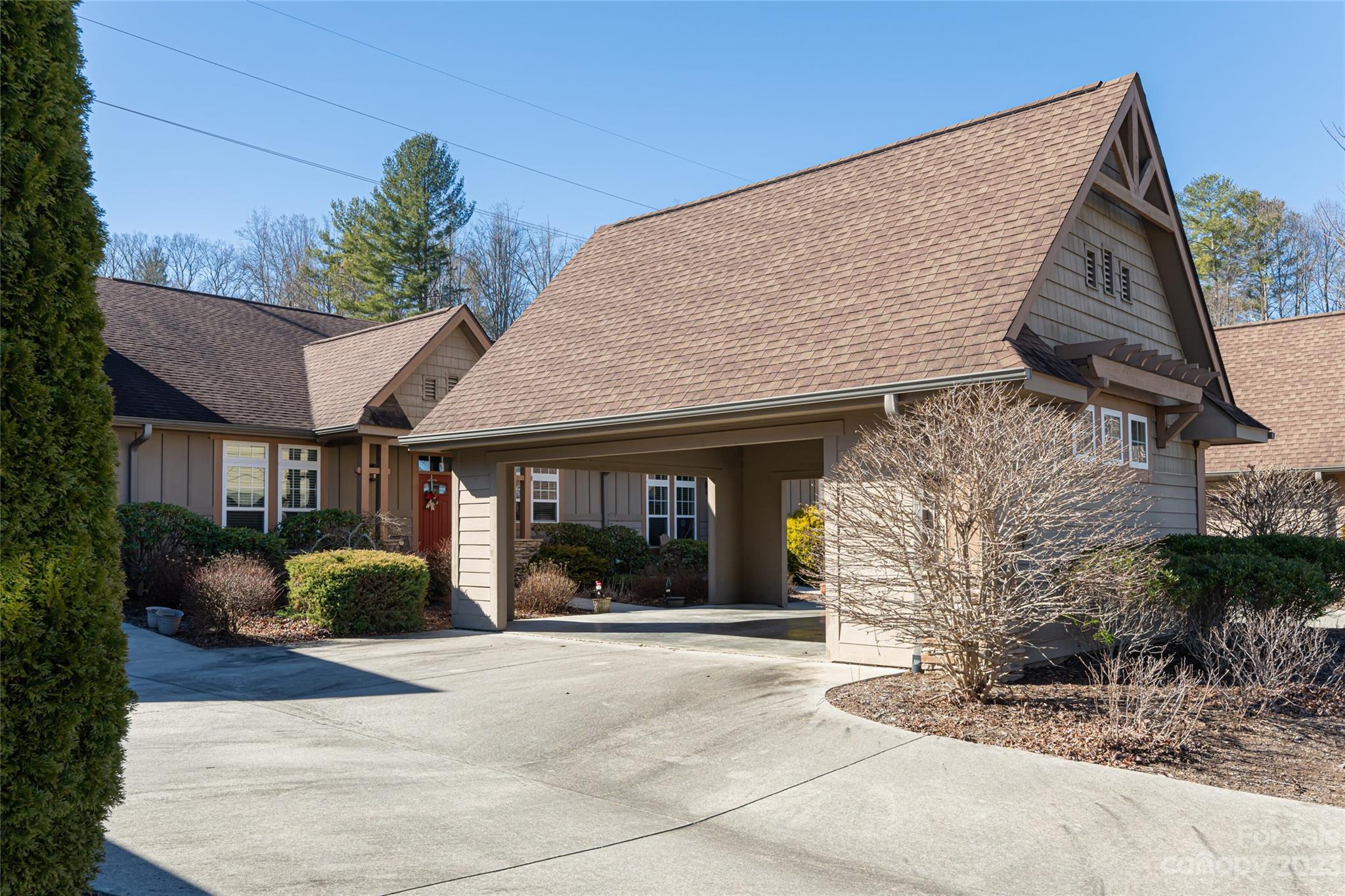 Wolf Chase - Residential