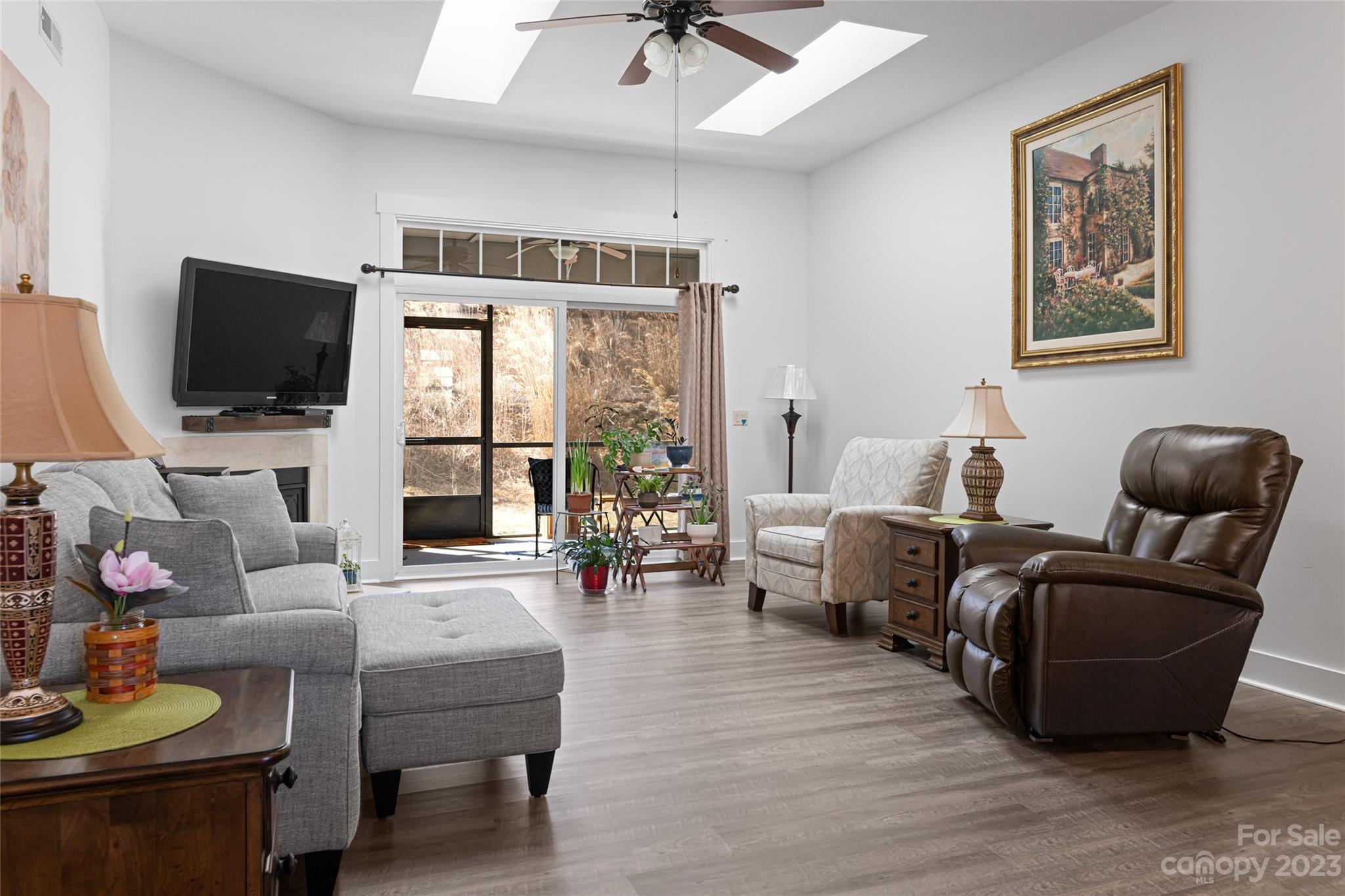 Wolf Chase - Residential