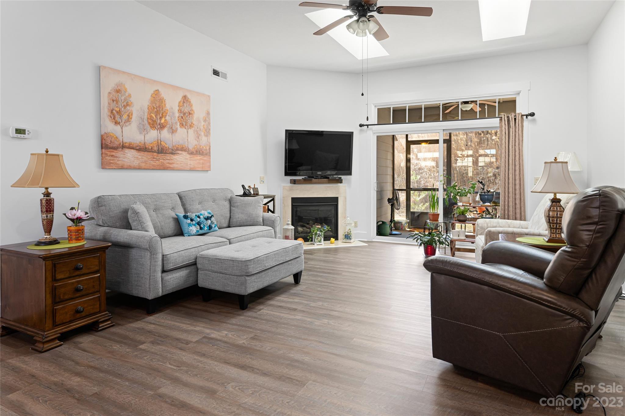 Wolf Chase - Residential