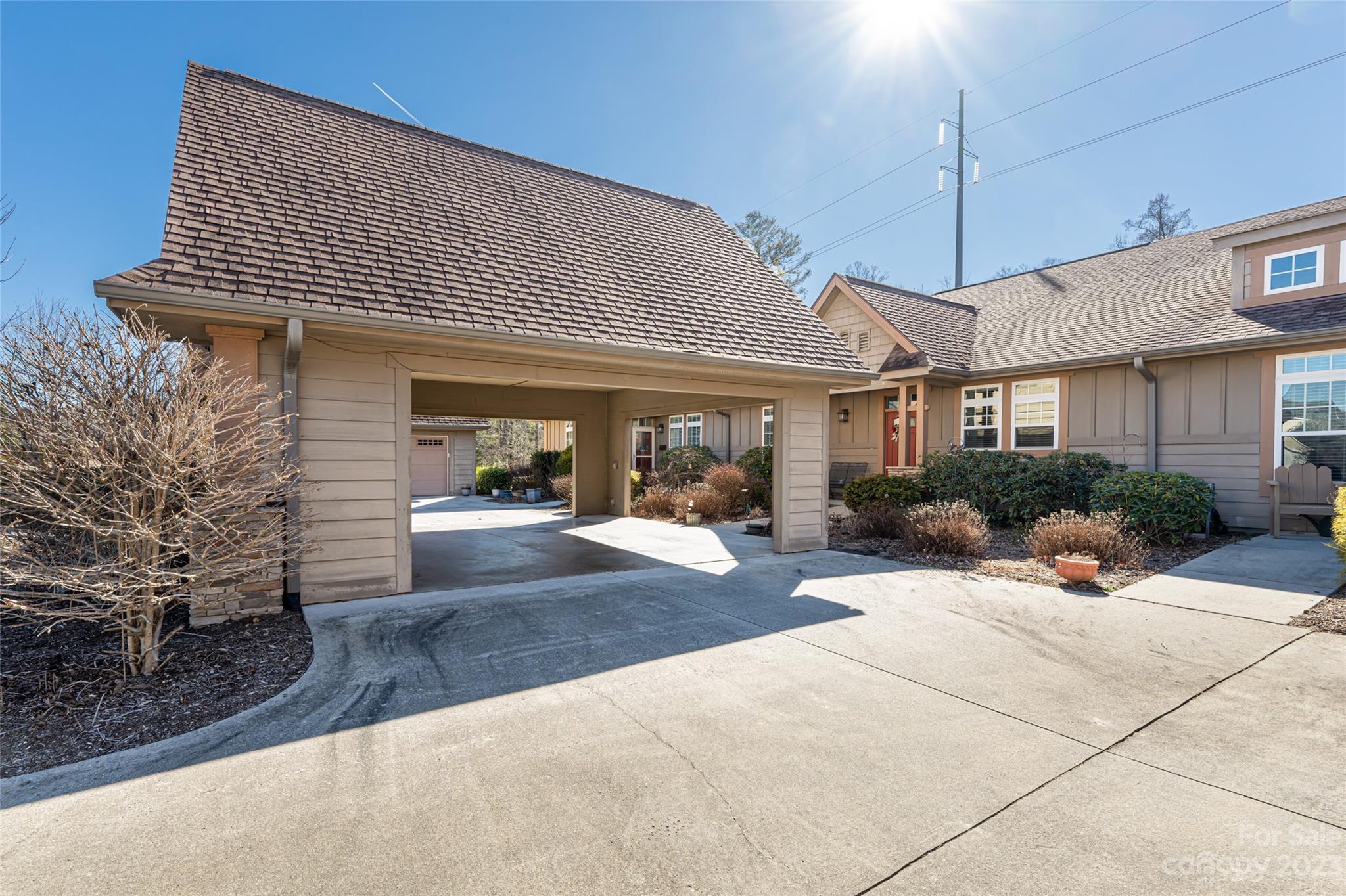 Wolf Chase - Residential