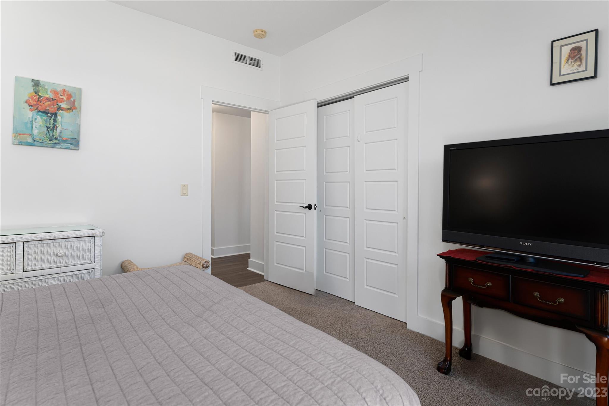 Wolf Chase - Residential