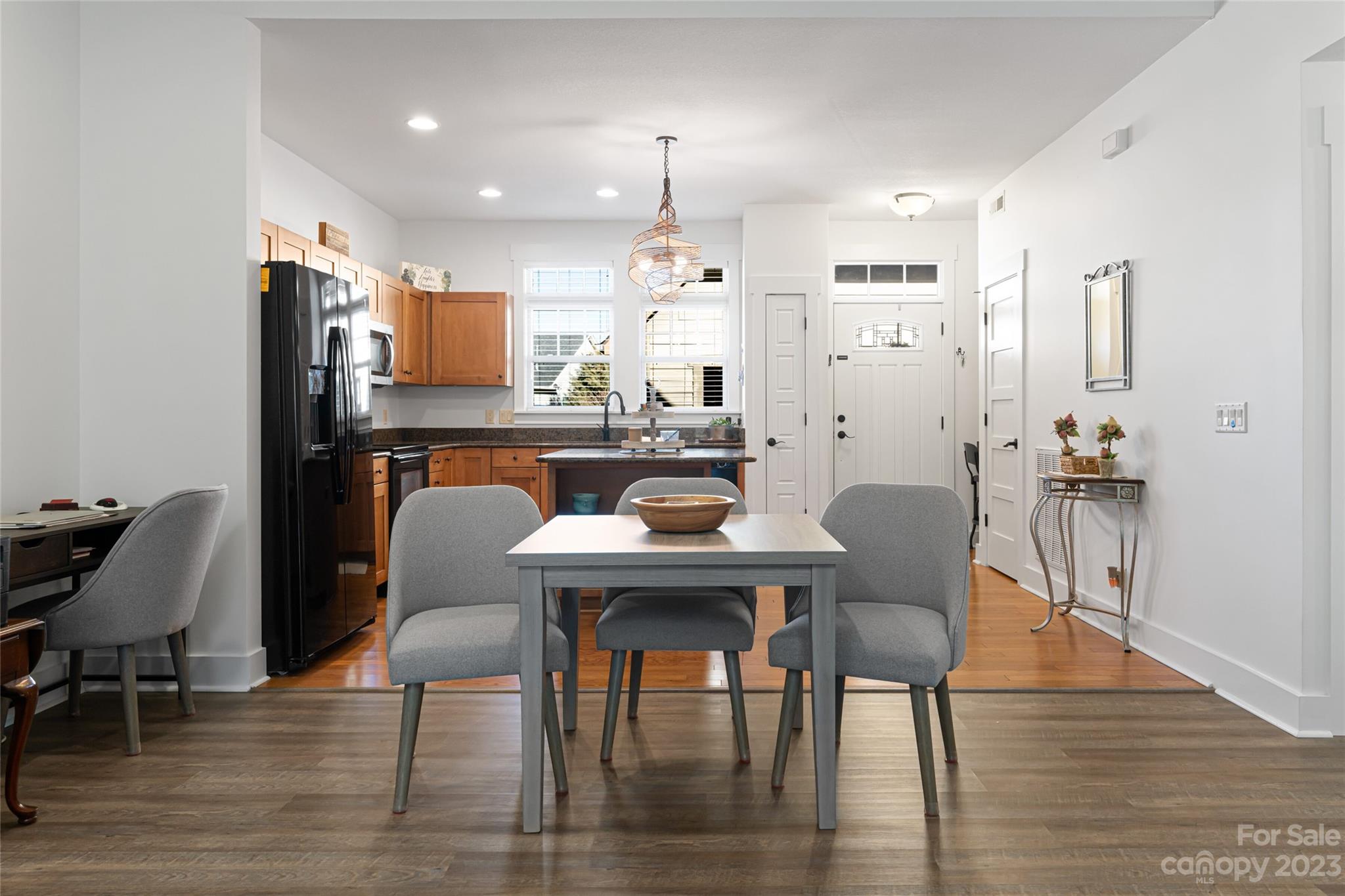 Wolf Chase - Residential