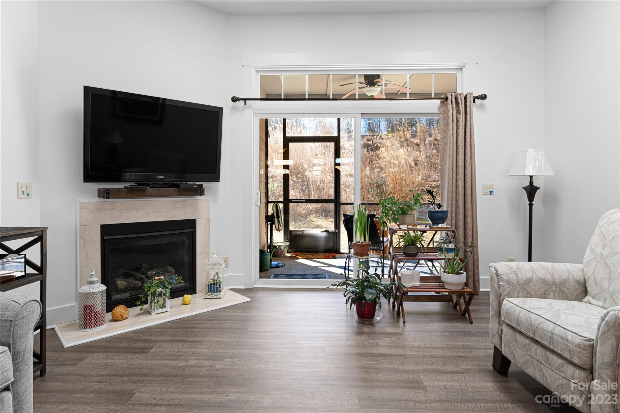 Wolf Chase - Residential