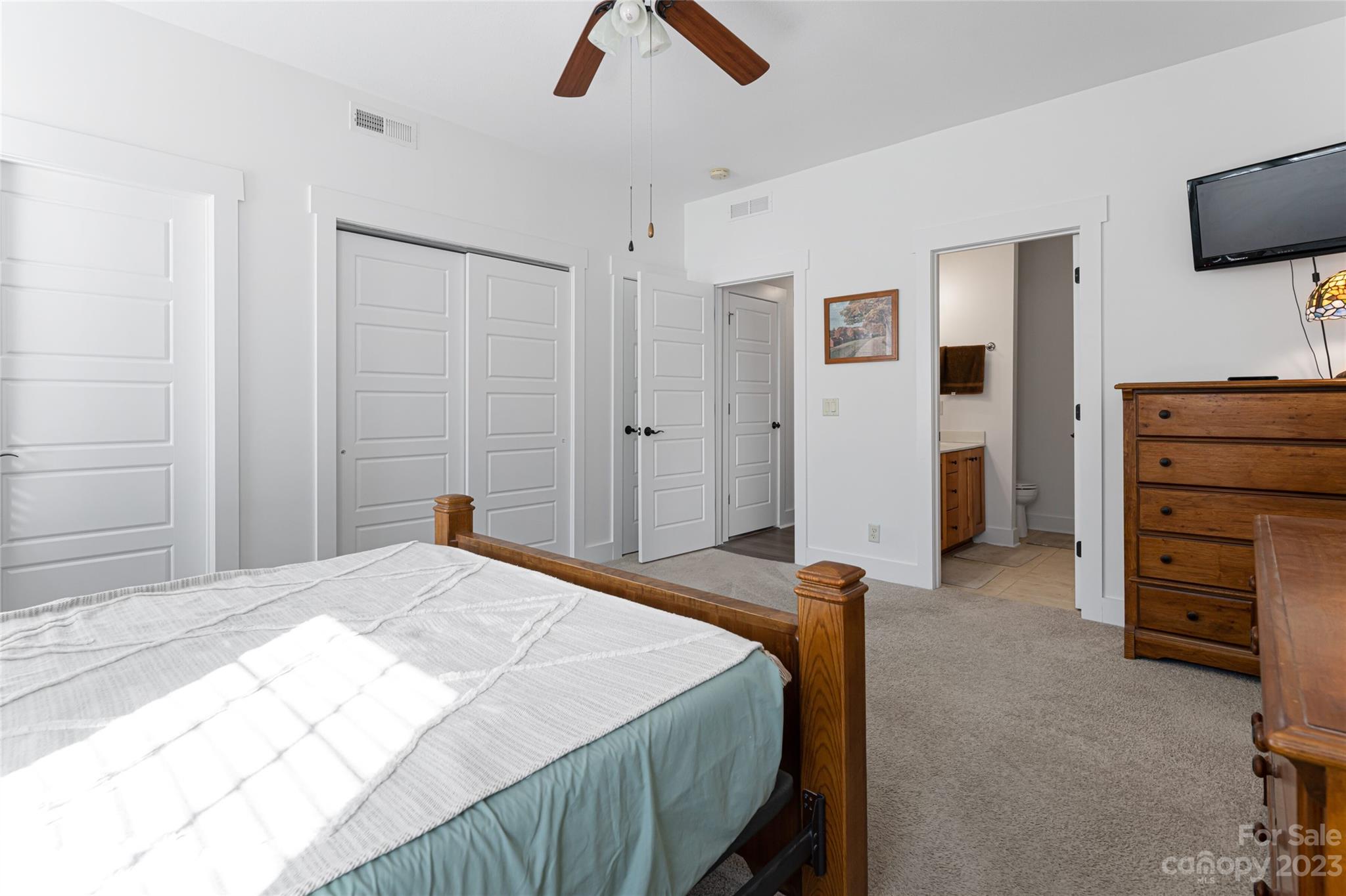 Wolf Chase - Residential