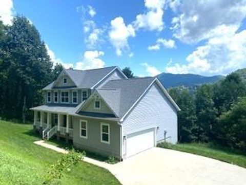 140 Mayflower Court Waynesville NC 28785