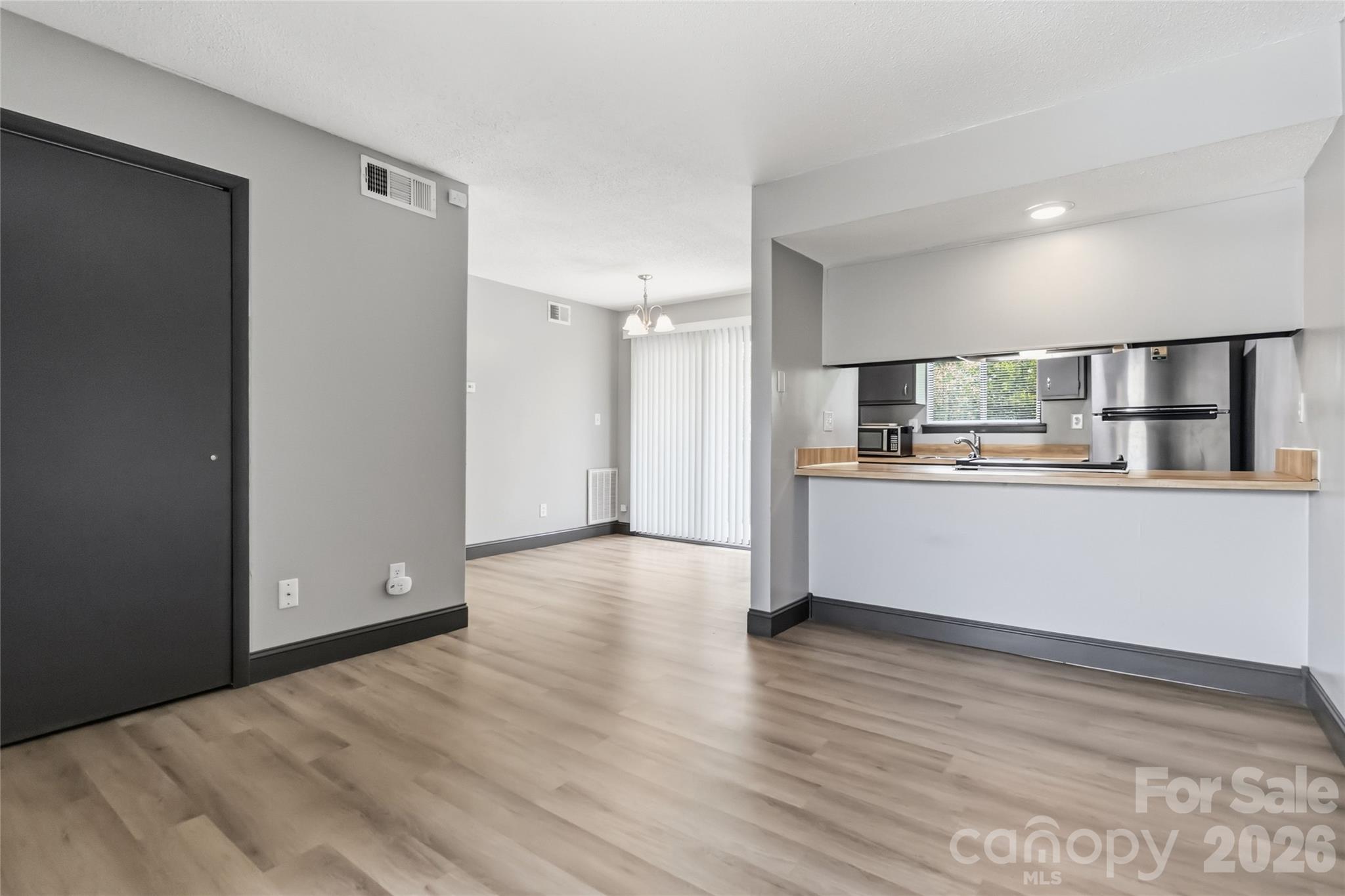 11033 Cedar View Road