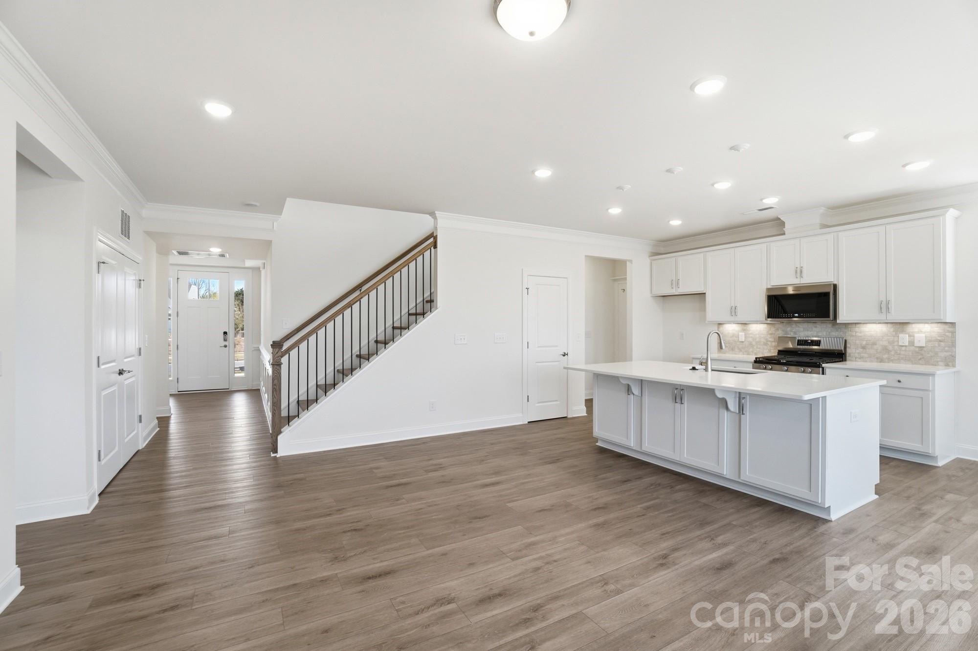 Founders Landing - Residential