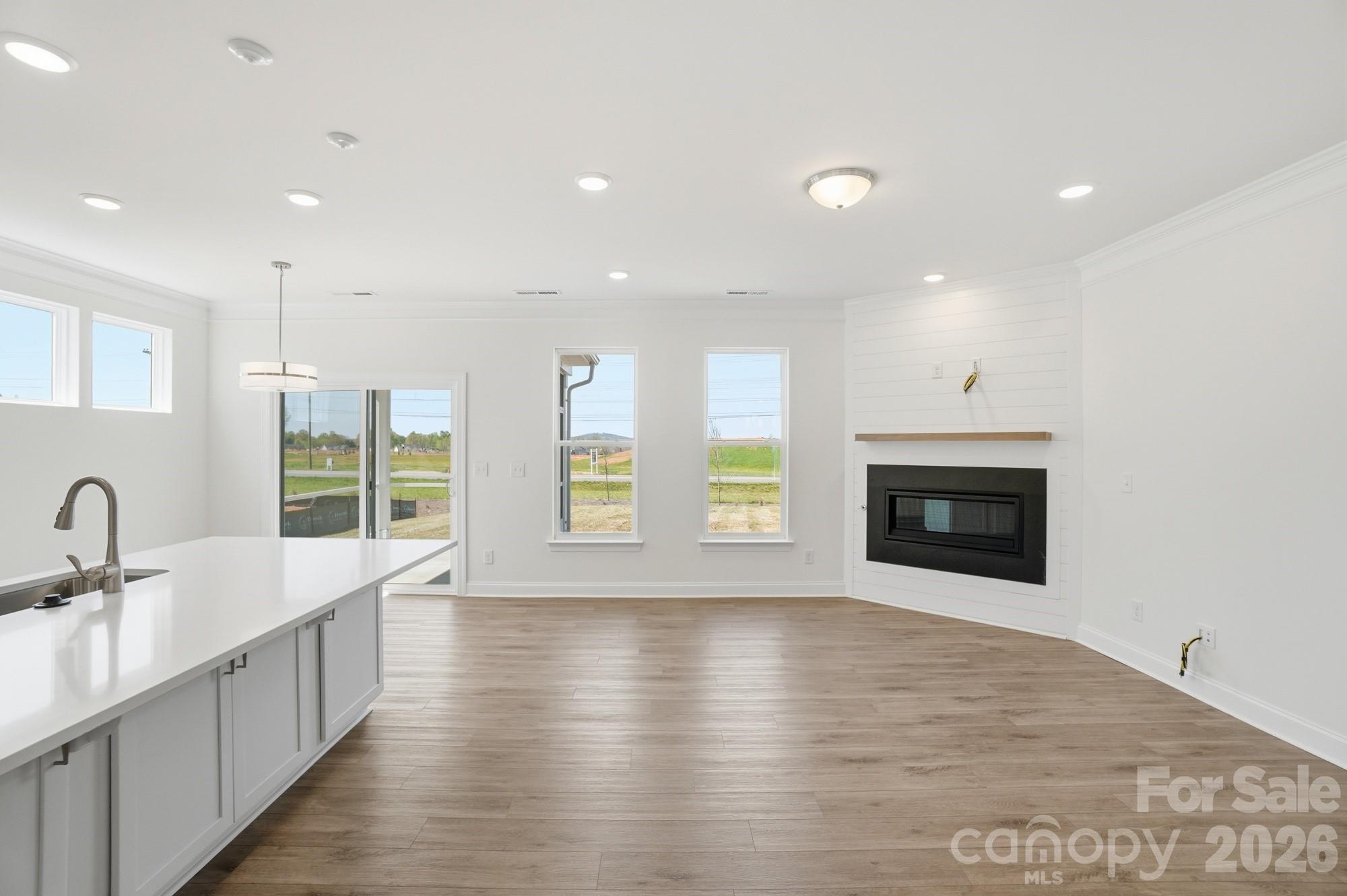 Founders Landing - Residential
