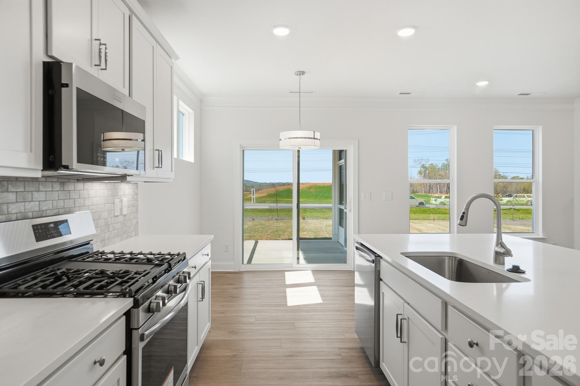 Founders Landing - Residential