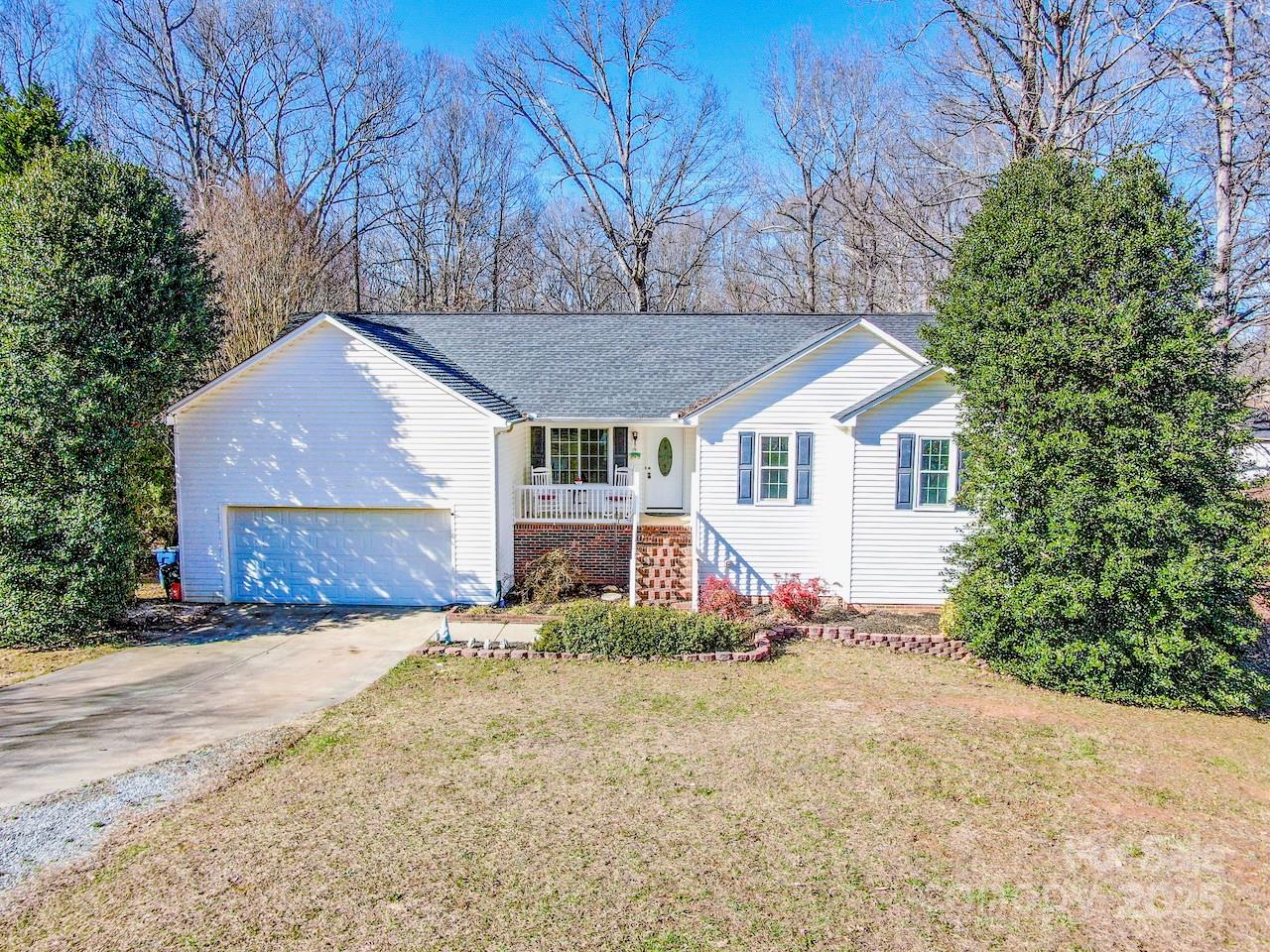 Brook Glen - Residential