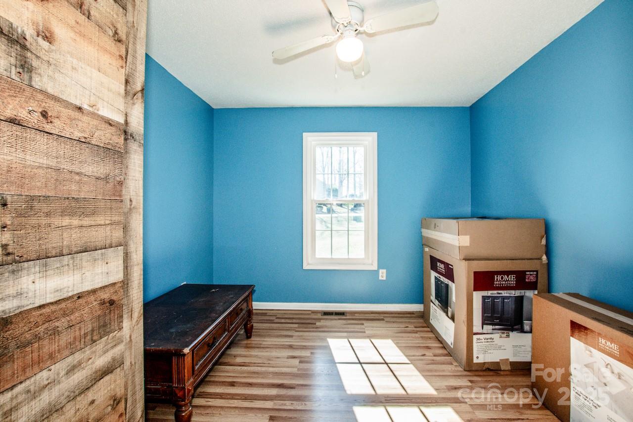 Brook Glen - Residential