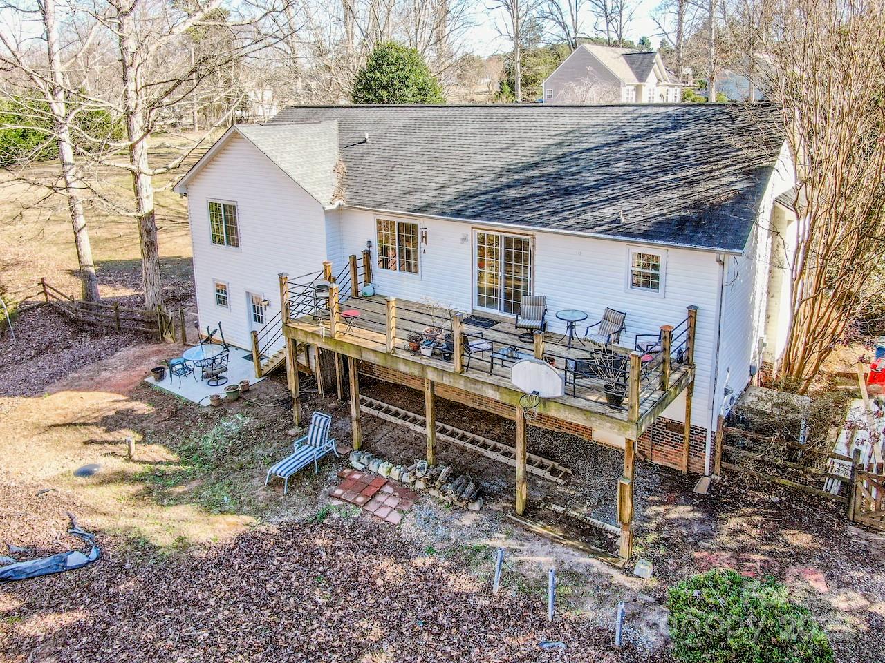 Brook Glen - Residential