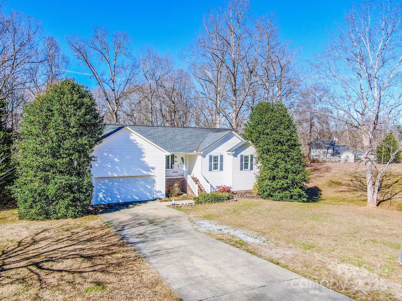 Brook Glen - Residential