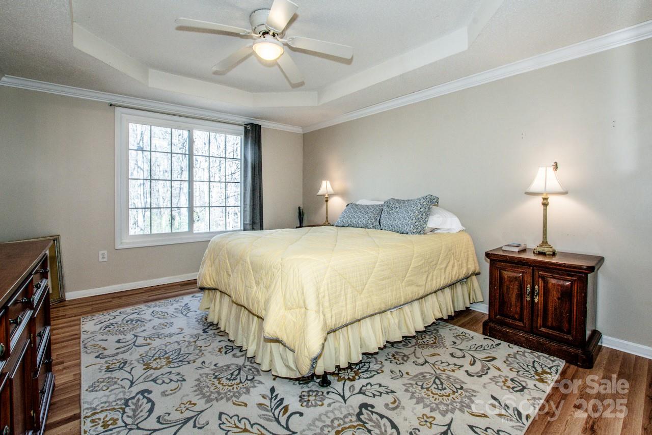 Brook Glen - Residential