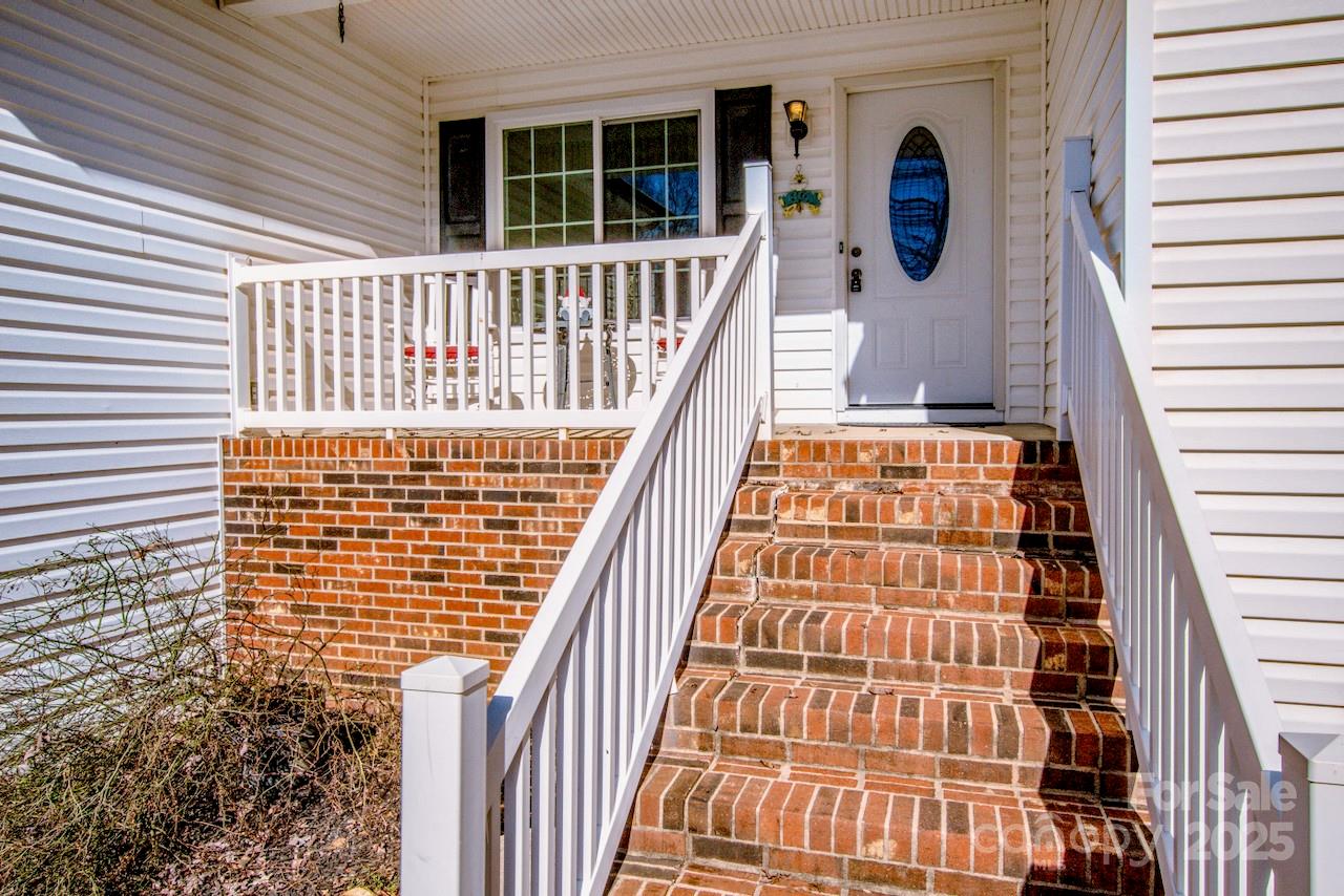 Brook Glen - Residential