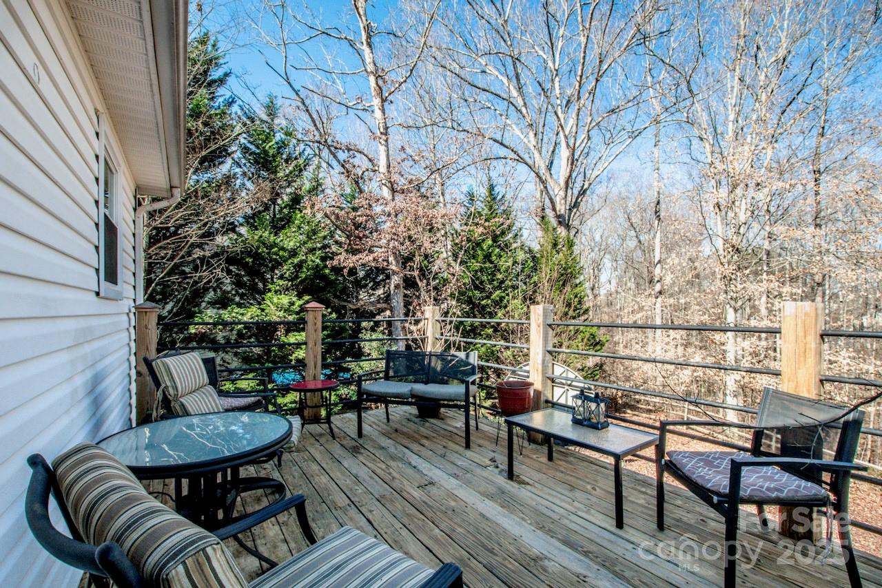 Brook Glen - Residential