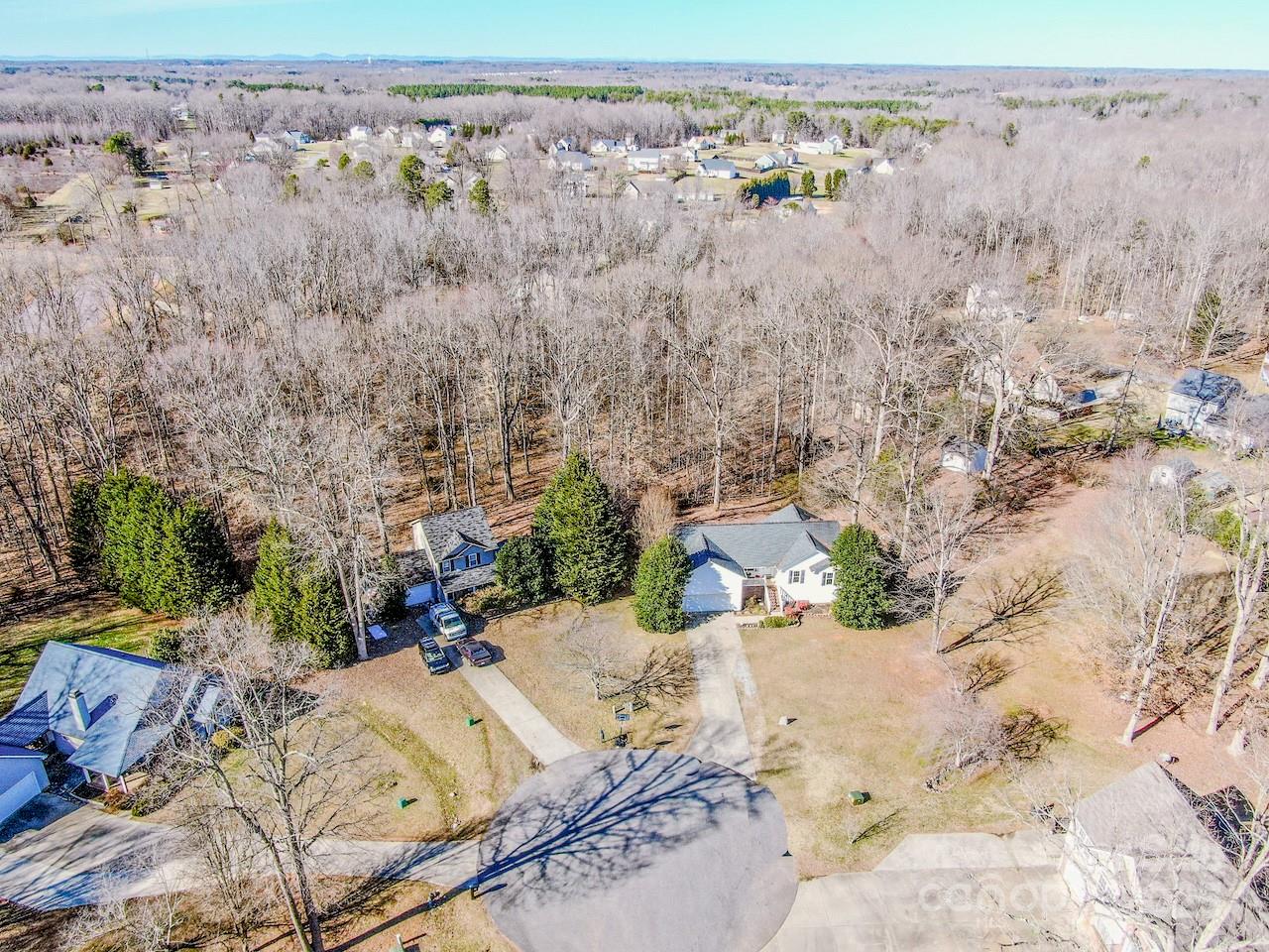 Brook Glen - Residential