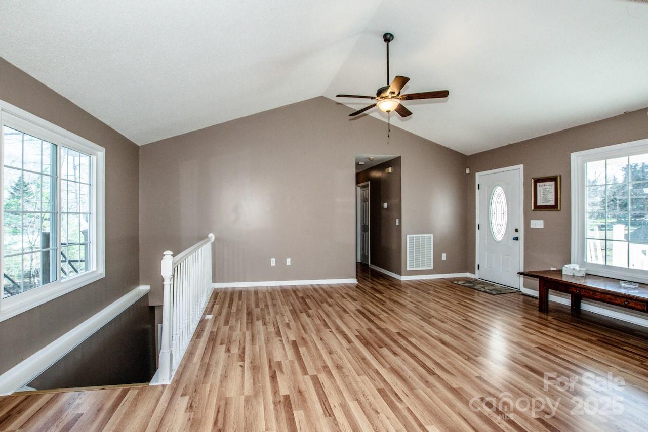 Brook Glen - Residential