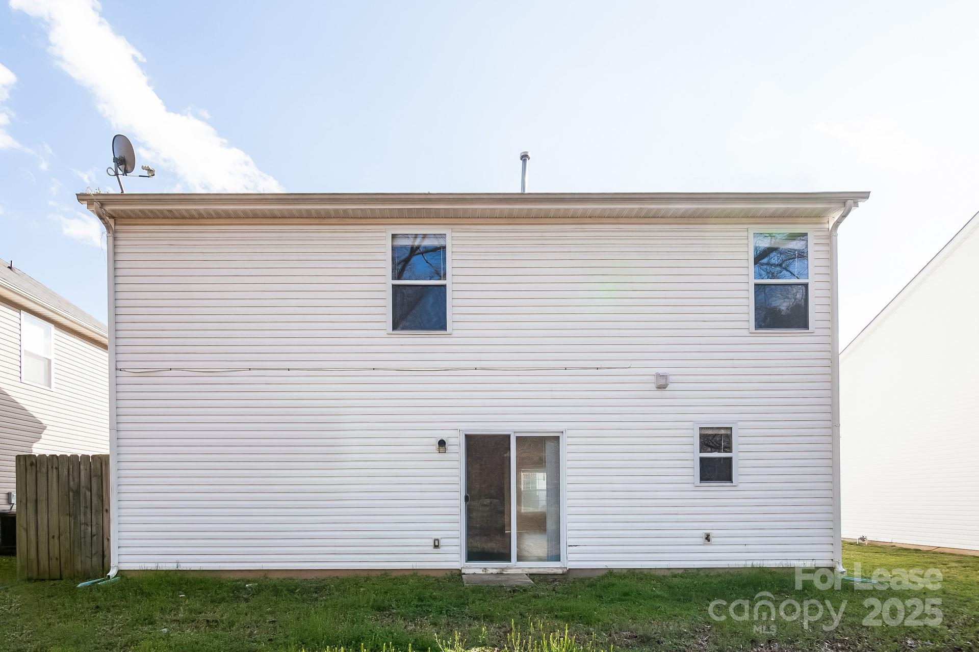 Plaza Park - Residential Lease