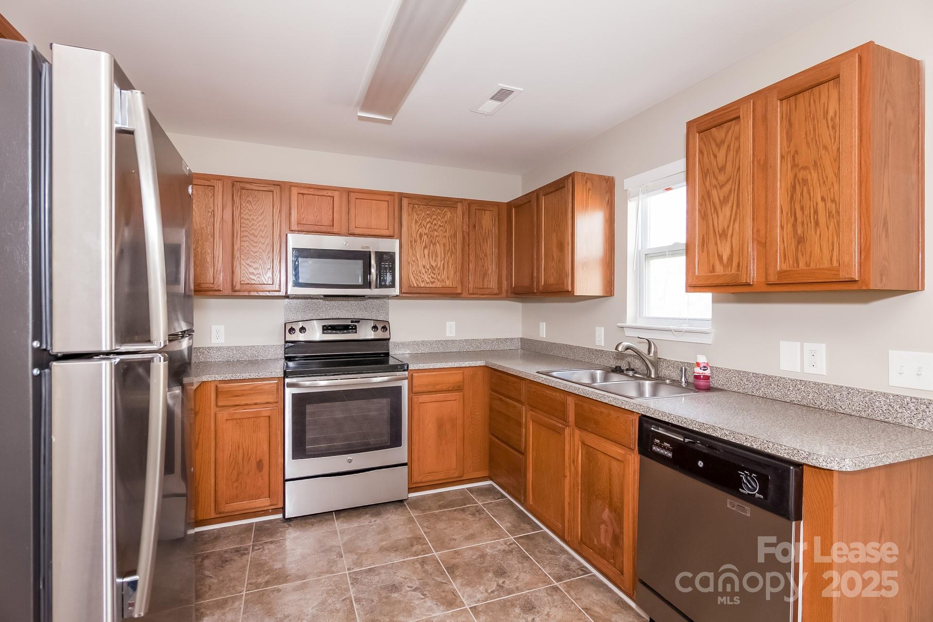 Plaza Park - Residential Lease