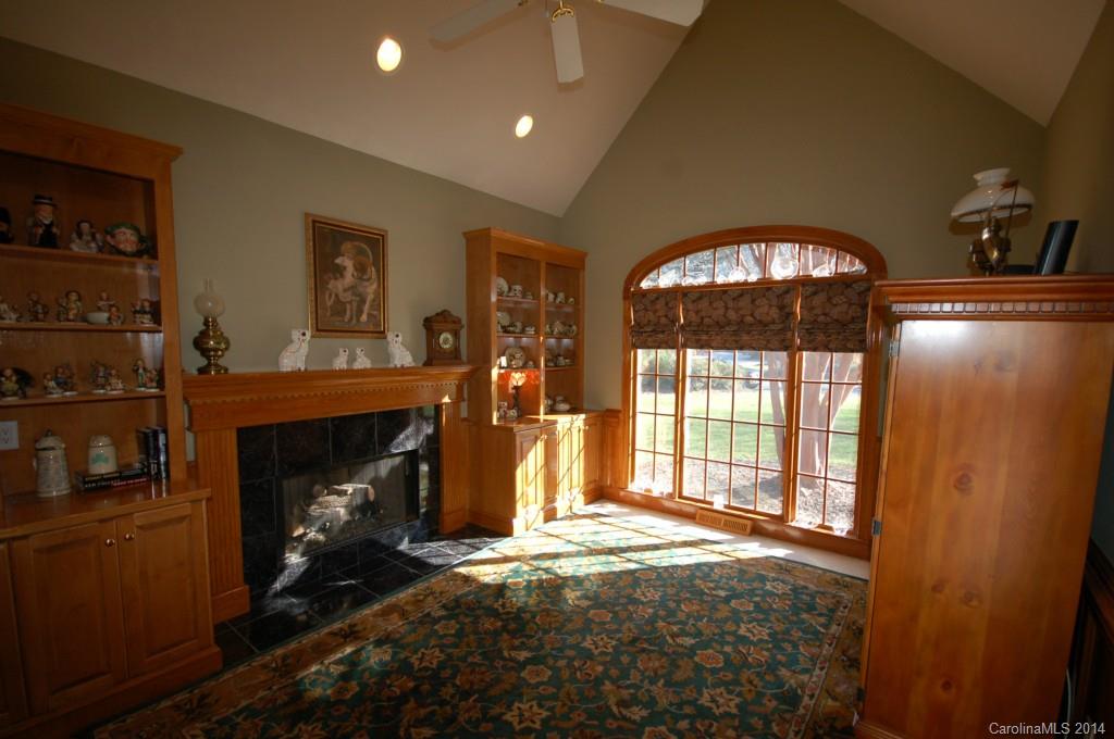 Meadow Lakes II - Residential