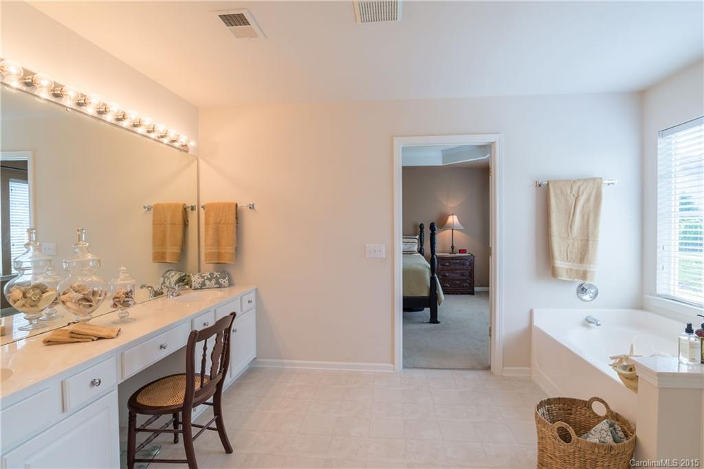 Victoria Bay - Residential