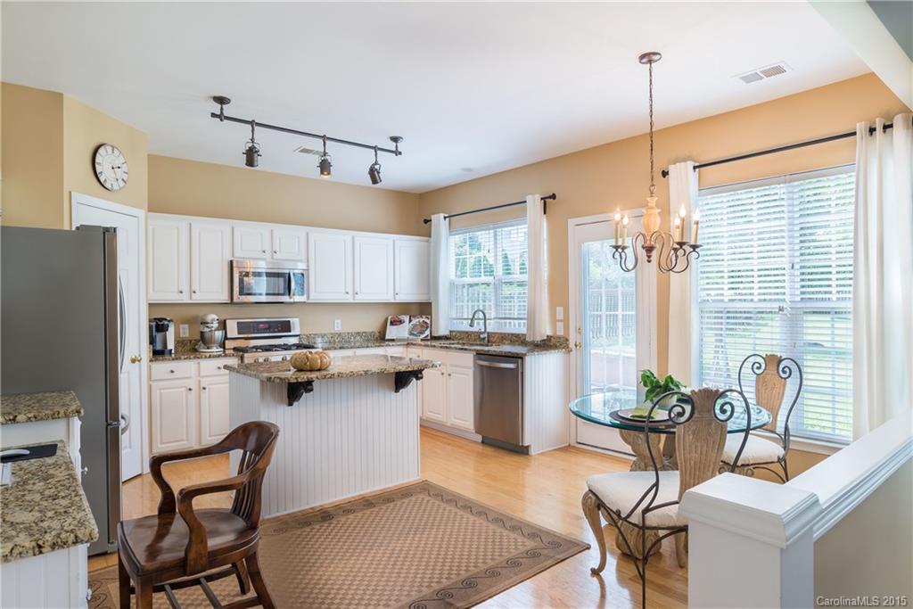 Victoria Bay - Residential