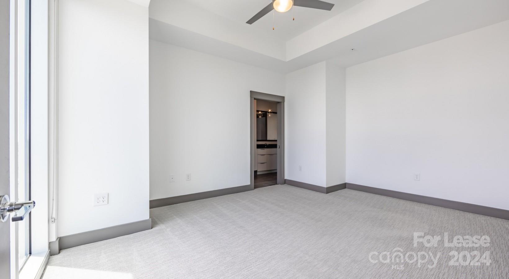 Charlotte, North Carolina 28202, United States, 2 Bedrooms Bedrooms, ,2 BathroomsBathrooms,Residential,Active,58714