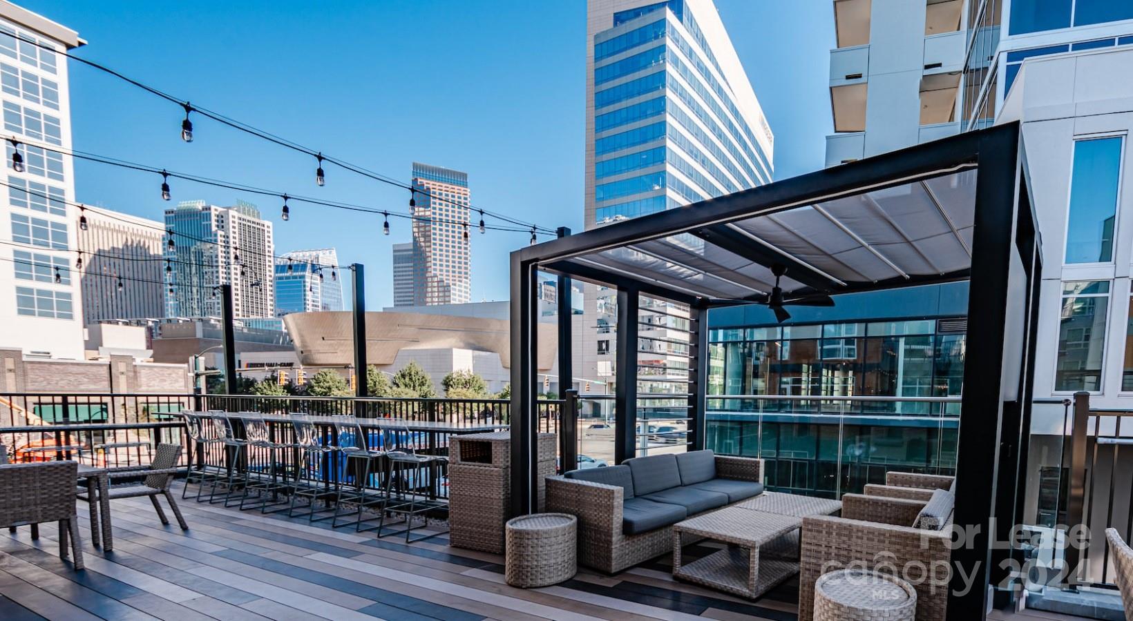Charlotte, North Carolina 28202, United States, 2 Bedrooms Bedrooms, ,2 BathroomsBathrooms,Residential,Active,58714
