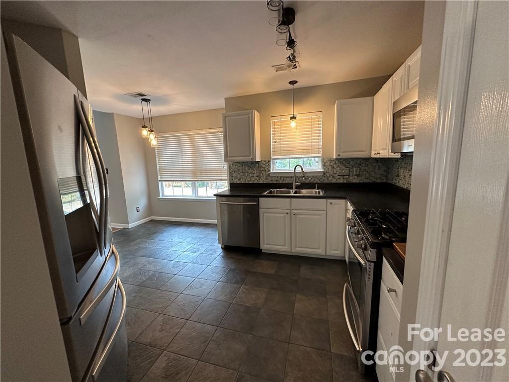 Henderson Park - Residential Lease