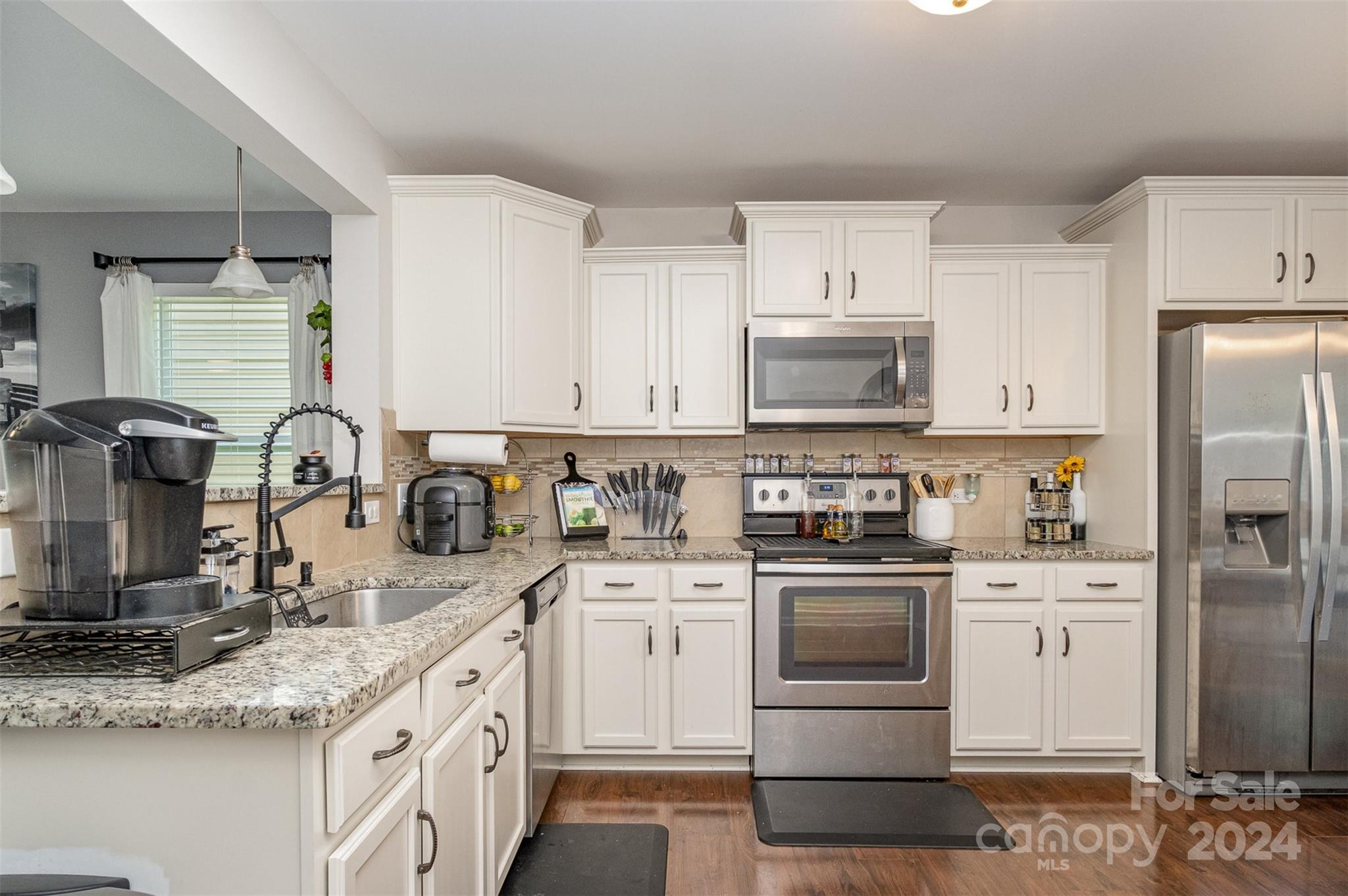 Newport Lakes - Residential