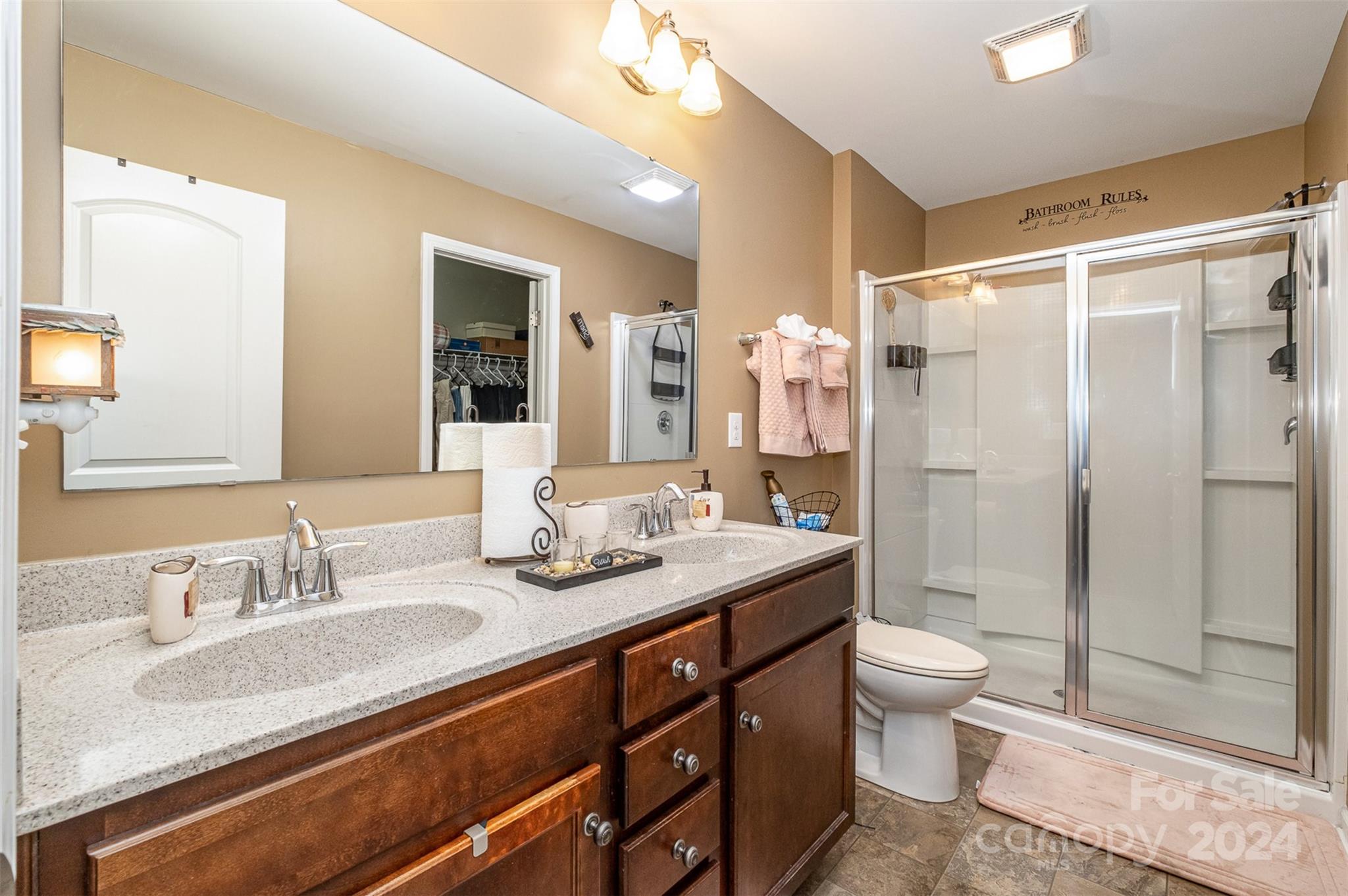 Newport Lakes - Residential