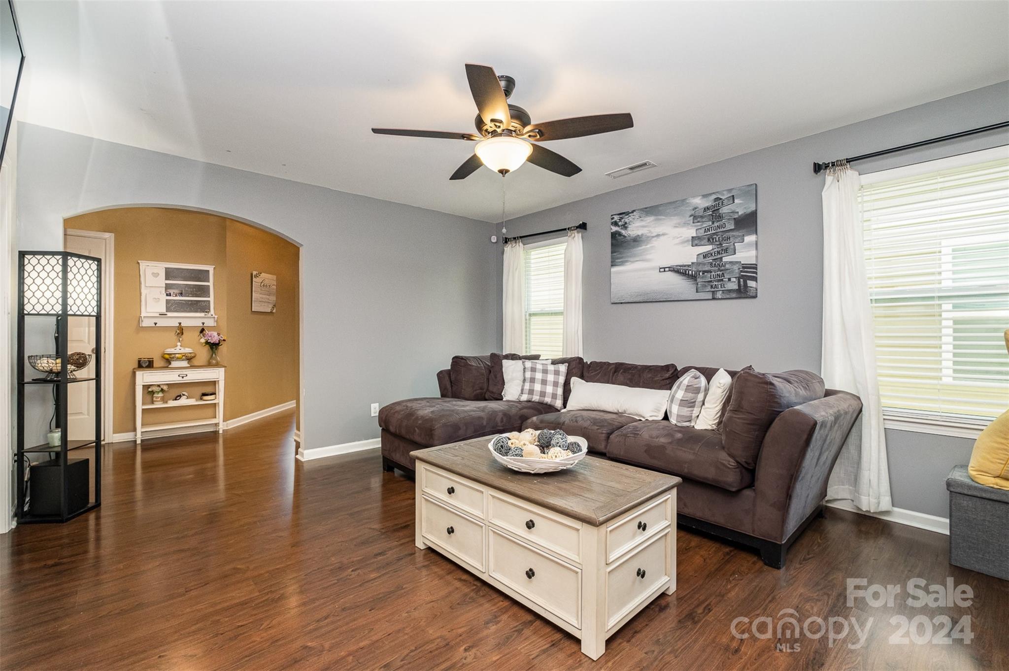 Newport Lakes - Residential