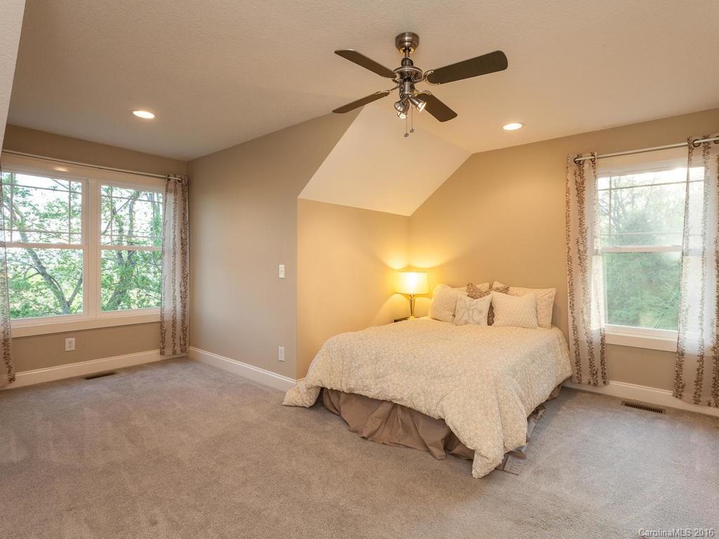 Waightstill Mountain - Residential