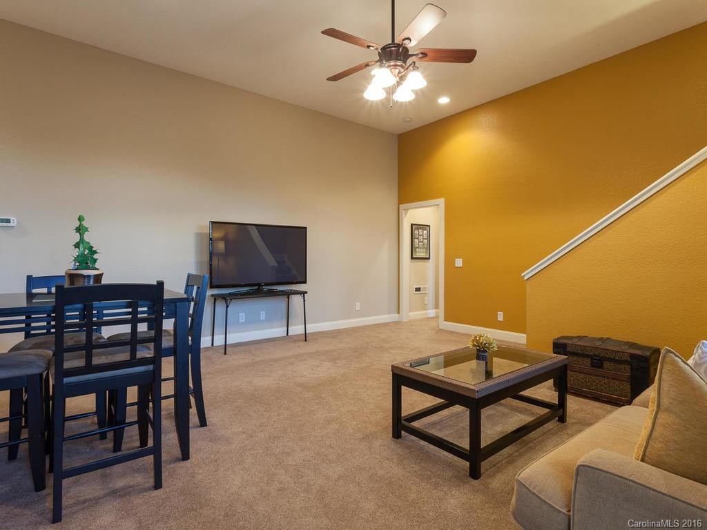 Waightstill Mountain - Residential