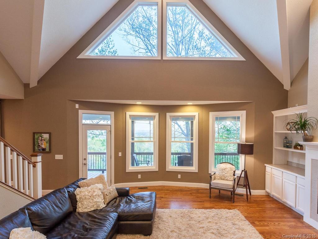 Waightstill Mountain - Residential