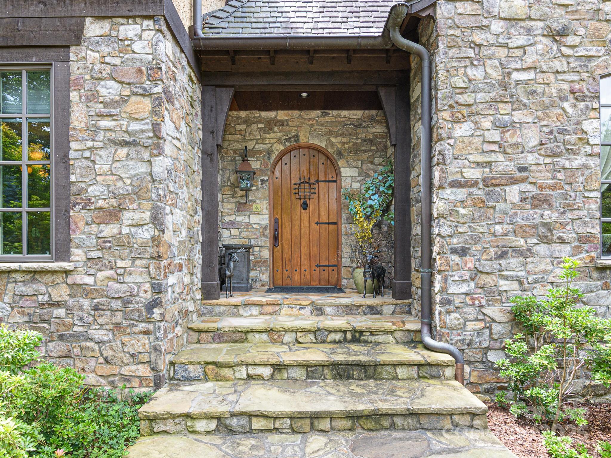 176 Valley Springs Road