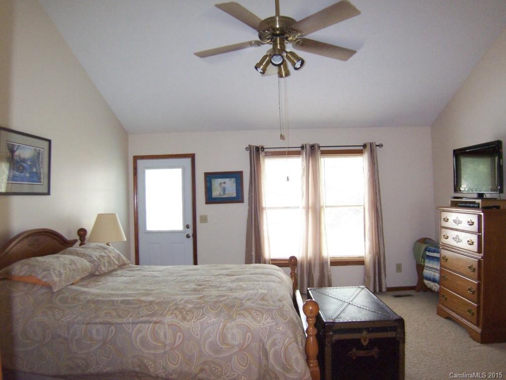 Jamestown Acres - Residential