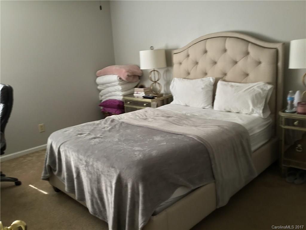 Candlewood Square - Residential