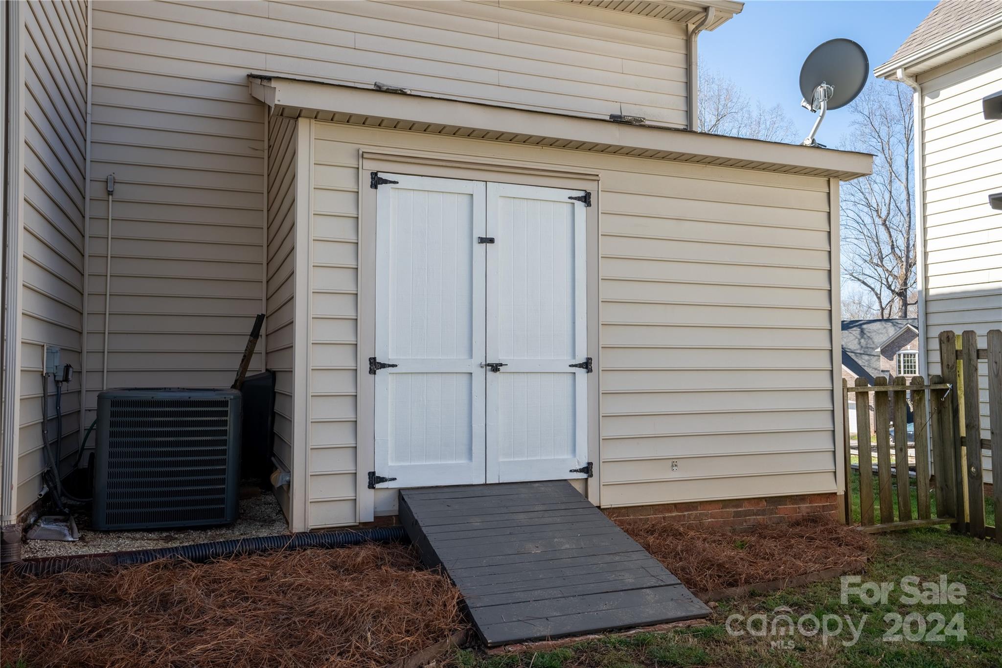 Winslow Bay - Residential