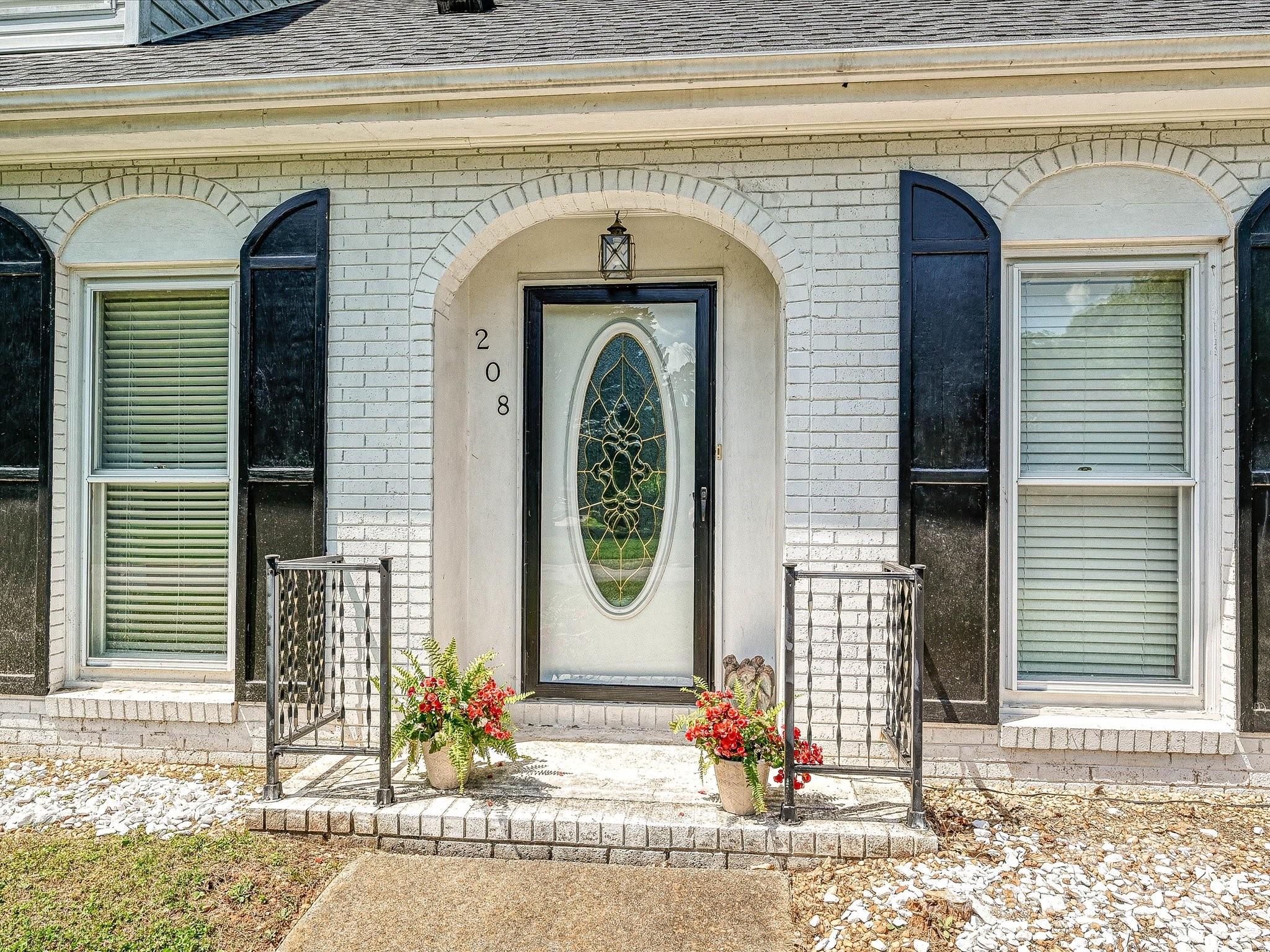 208 Armstrong Drive