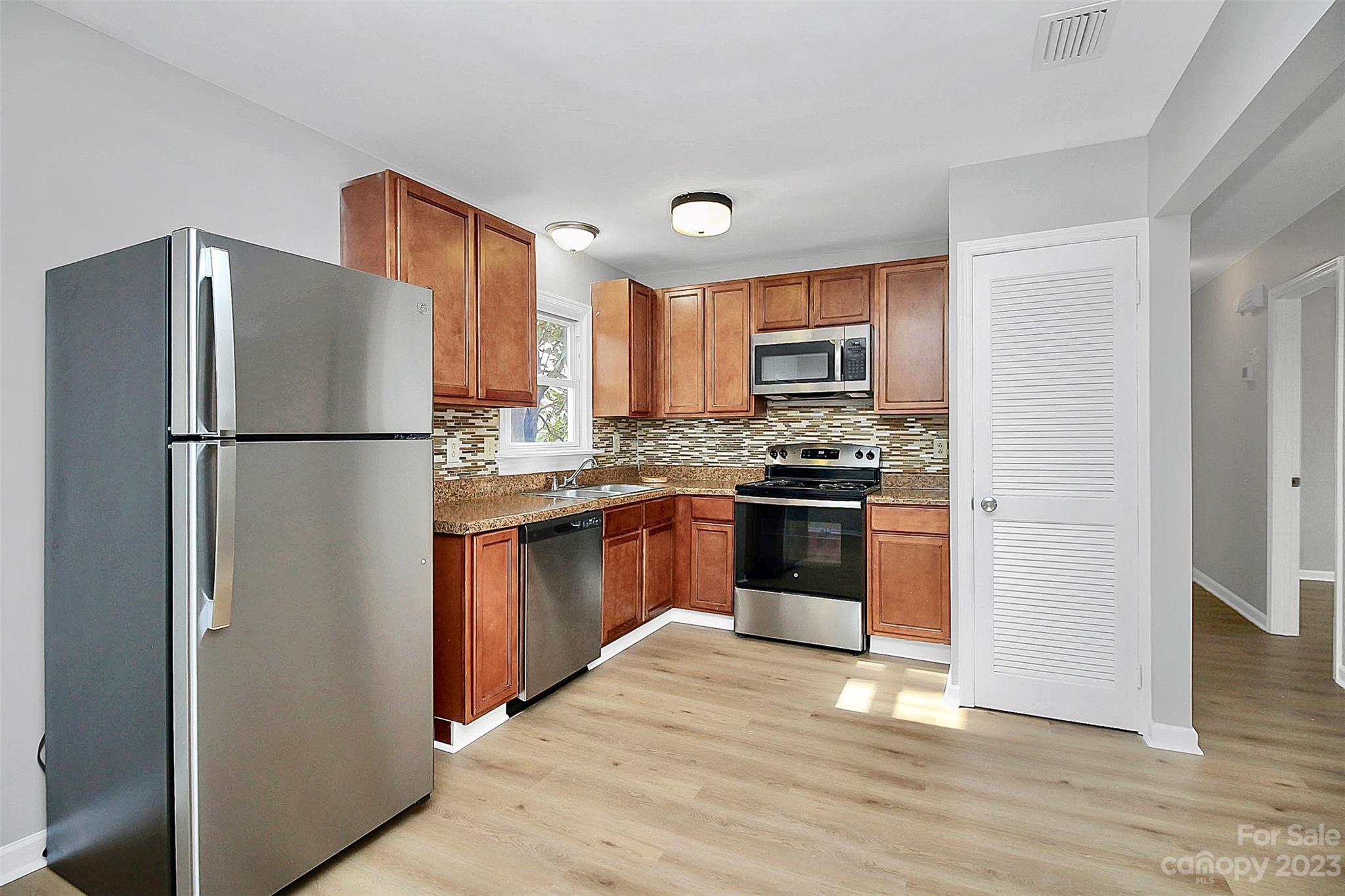 Deerwood - Residential