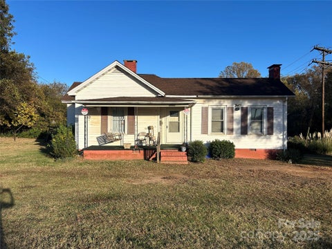 Photo of 20128 Zion Avenue, Cornelius, NC 28031 (MLS # 4321955)