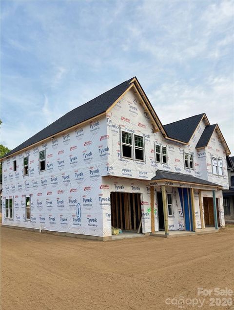 3922 Sarah Drive Charlotte NC 28217