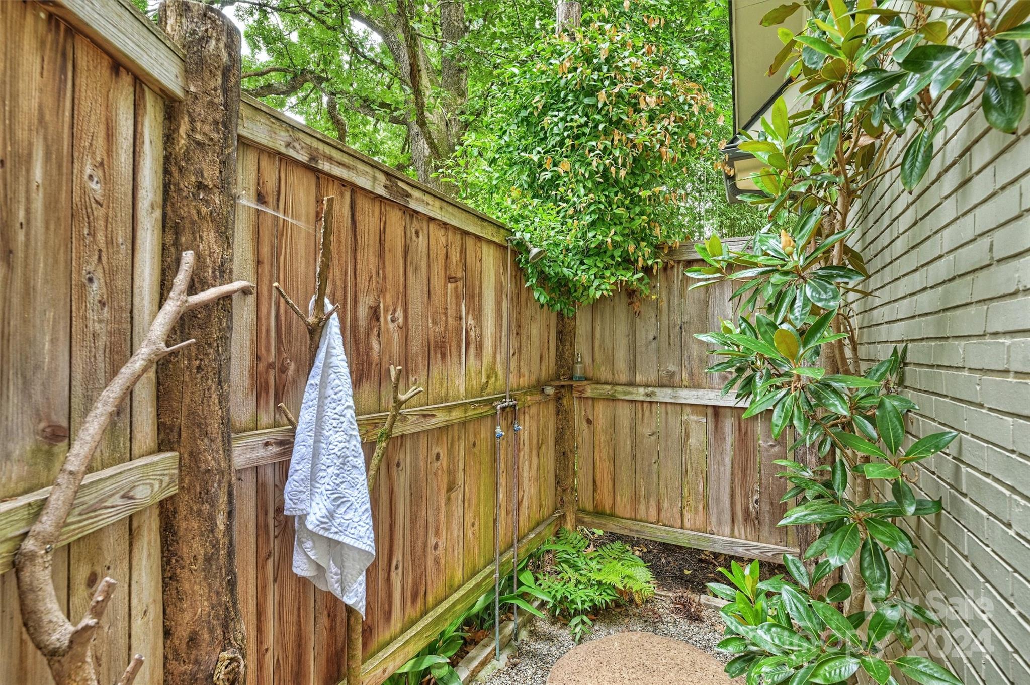 Madison Park - Residential