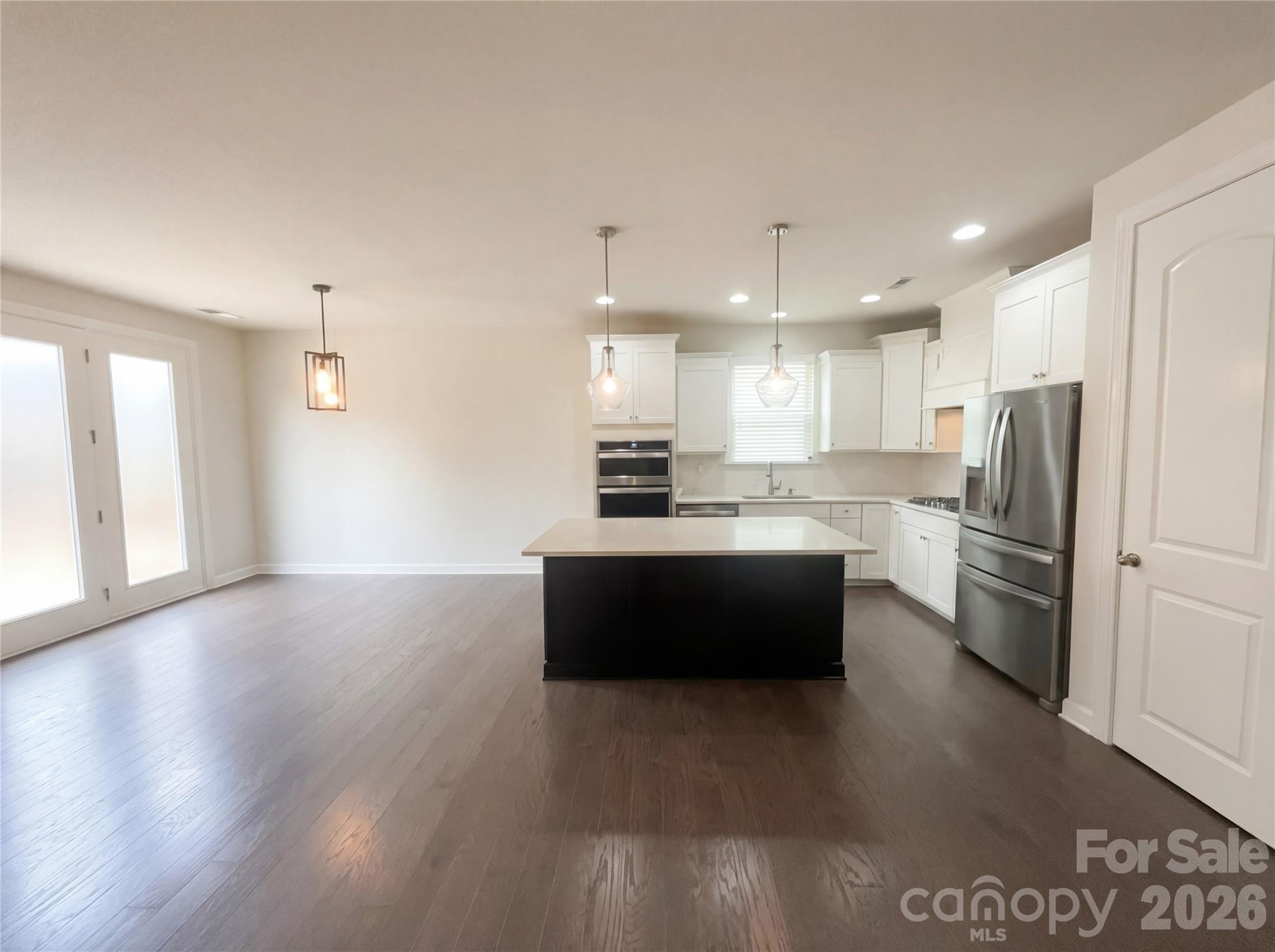 Lake Crest - Residential