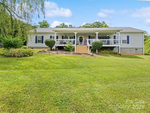 Photo of 32 Perseverance Drive, Canton, NC 28716 (MLS # 4282125) Photo of 32 Perseverance Drive, Canton, NC 28716 (MLS # 4282125)